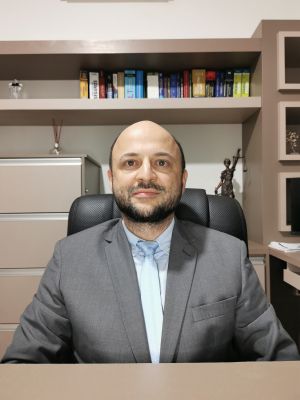 Advocacia Bancária Dr Valdeir Adriano Menezes Zangari foto 1